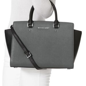 MICHAEL KORS CROSSBODY